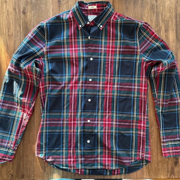 J. Crew Men’s Slim Med. Button downs 2 pack - Picture 2 of 7